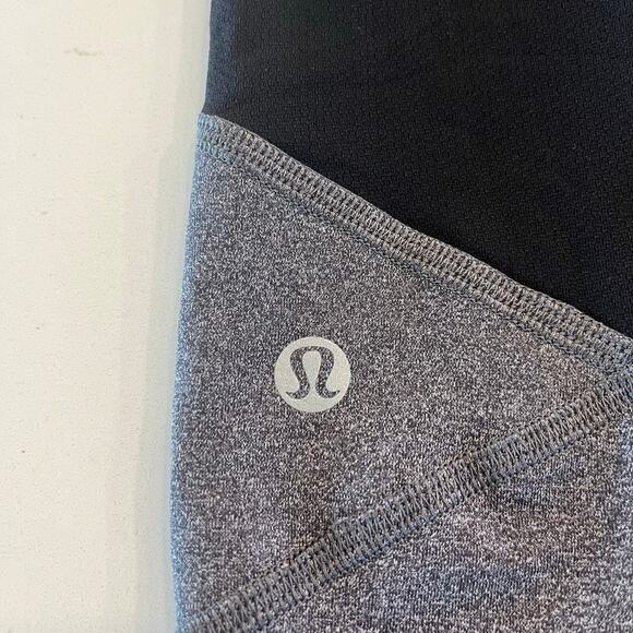 Lululemon Pace Rival Crop Leggings Gray and Black Size 4 - Picture 5 of 10